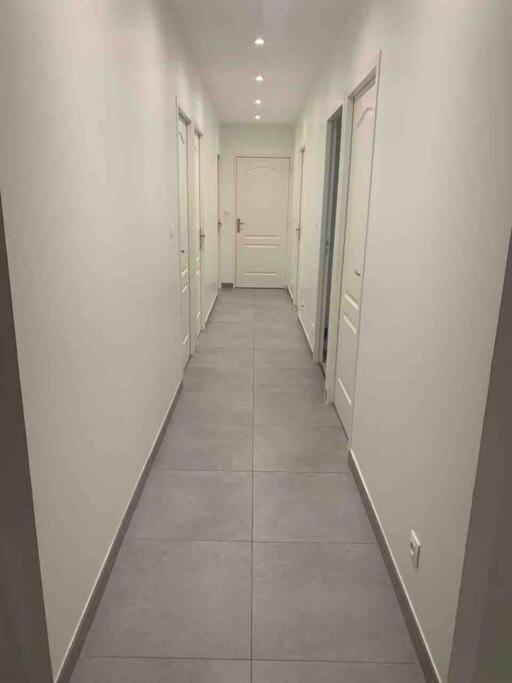 Une Maison Equipee Et Simple. Villa Nevers Bagian luar foto